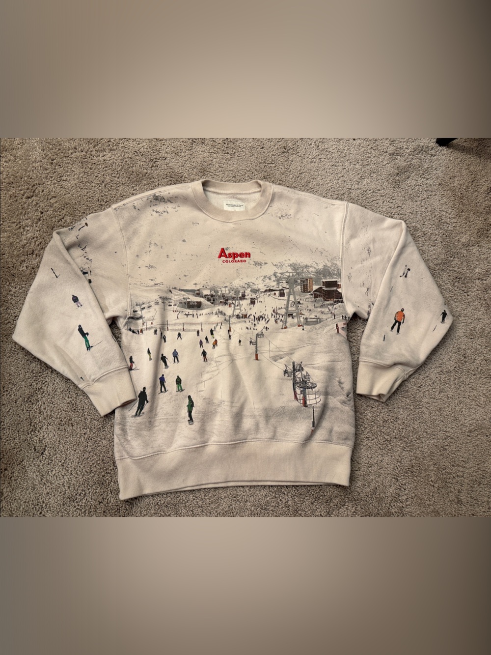Abercrombie & Fitch Cream Aspen Ski Graphic Crewneck